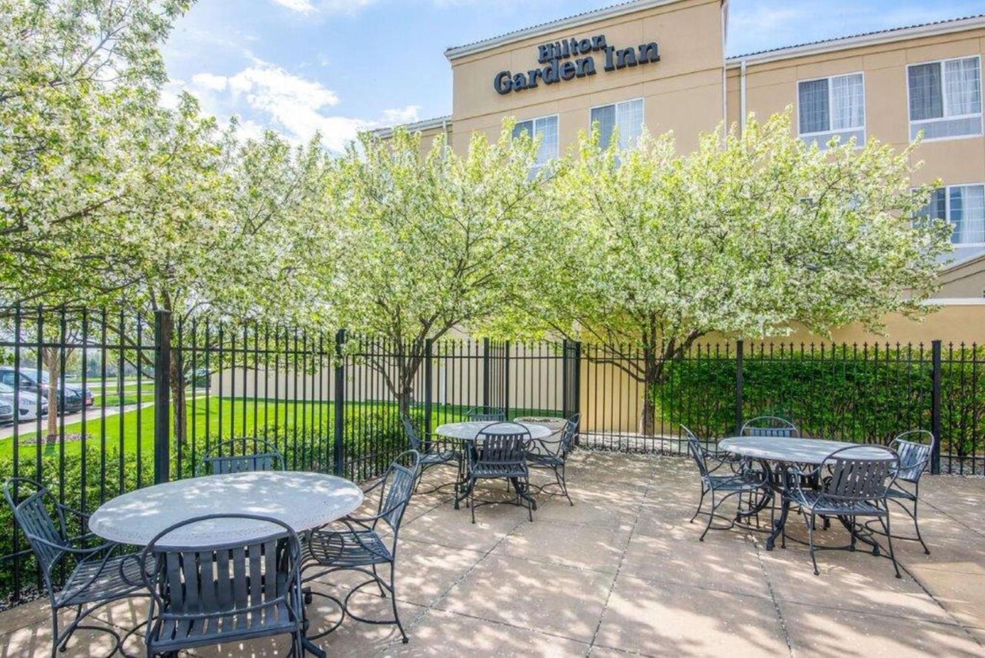 Hilton Garden Inn Wichita Ngoại thất bức ảnh